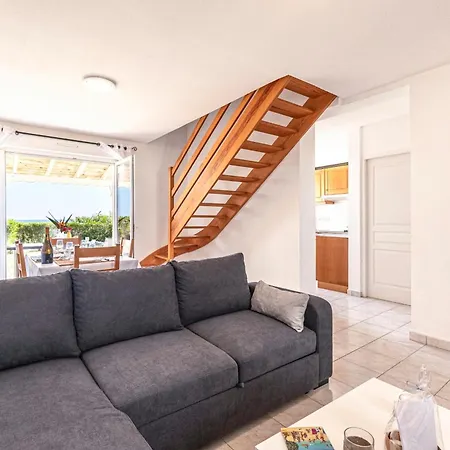 Prunete - Piscine - Vue Nyaraló *