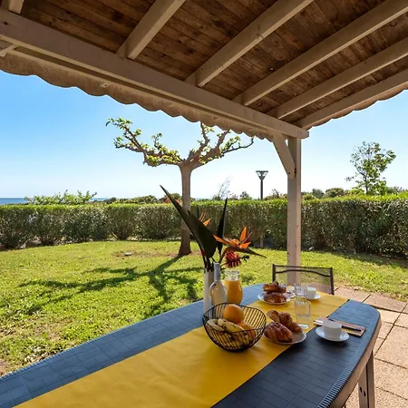 Prunete - Piscine - Vue *