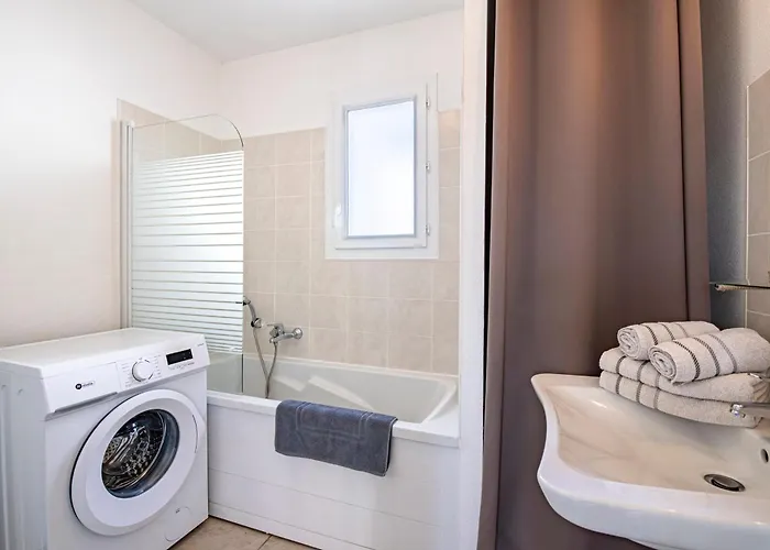 Tatil Evi Prunete - Piscine - Vue Cervione