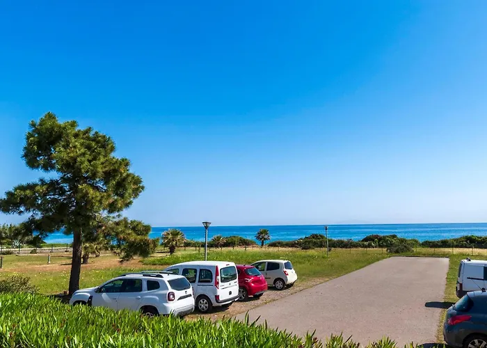 Tatil Evi Prunete - Piscine - Vue